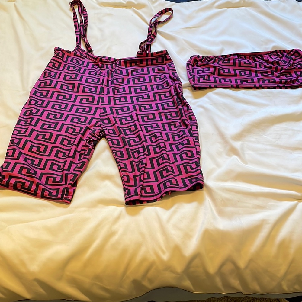 Jumper with tube top tight